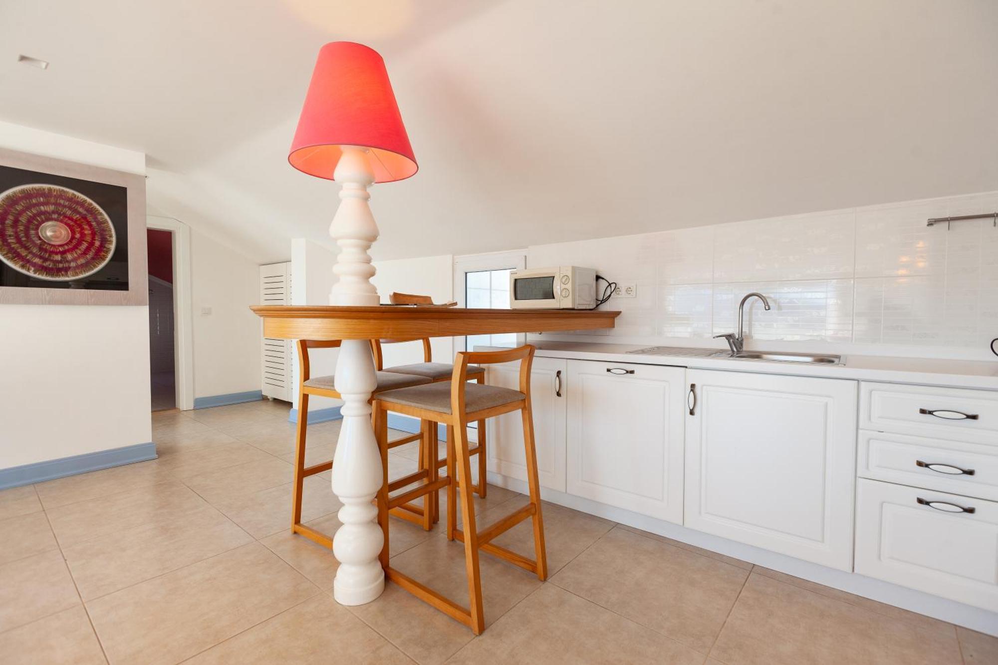 Apartment 302