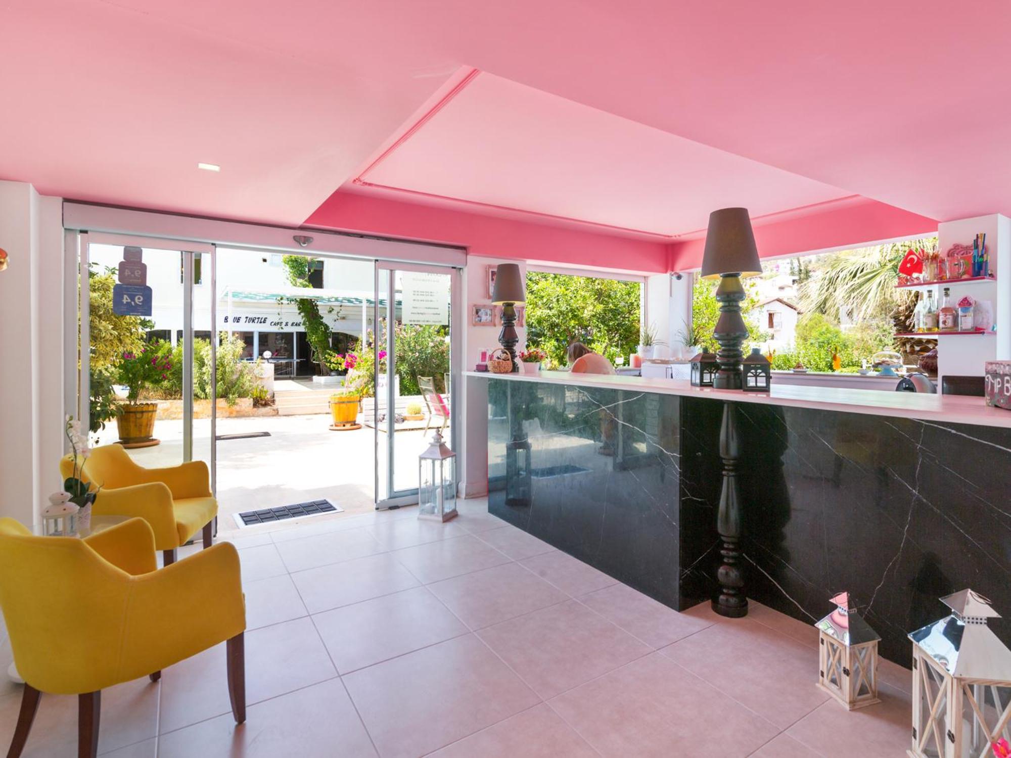 302 Apartment